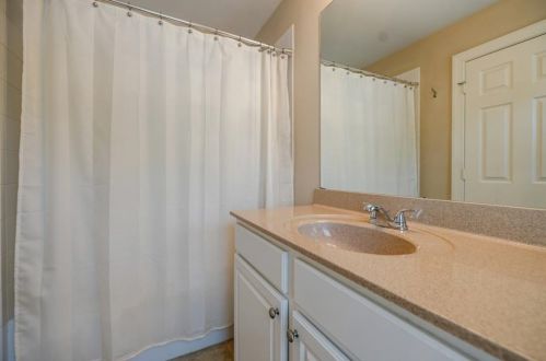 2067 Cobblestone Cir, Atlanta GA 30319-4911 exterior