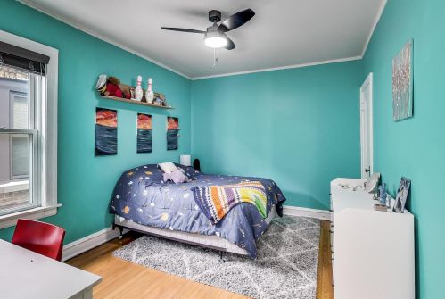 5327 Oakdale Ave, Chicago IL 60657-8139 exterior