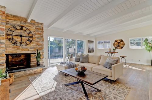 518 El Camino Dr, Fullerton CA  92835-4023 exterior