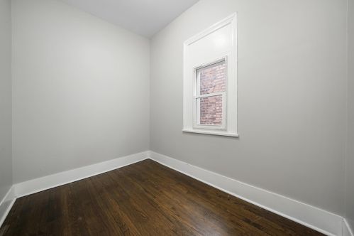 1934 Cermak Rd, Chicago IL 60608-4204 exterior