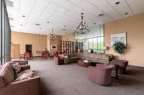 111 Grandview Ave, Pittsburgh PA  15205-3340 exterior