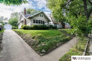 320 37 St, Omaha NE  68111-3139 exterior