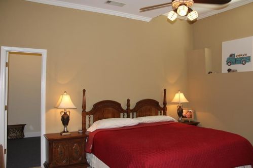 5751 Ridgetop Dr, Gainesville GA 30504-9024 exterior