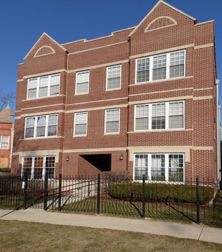 23 Menard Ave, Chicago IL  60644-3835 exterior