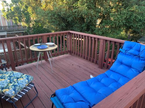 2037 Hearst Ave, Berkeley CA 94709-1319 exterior