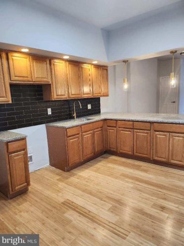 1519 29th St, Philadelphia PA  19146-4429 exterior