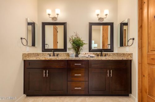 38421 19 Ave, Phoenix AZ 85009 exterior