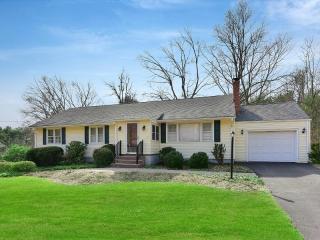 27 Frederick Pl, Morristown, NJ 07960-6305