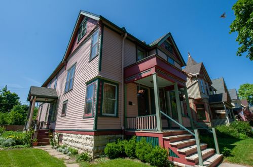 2735 State St, Milwaukee WI 53208-3549 exterior