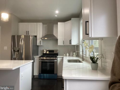 418 Delafield Pl, Washington DC  20011-6111 exterior