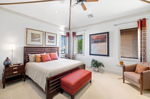 655 Bougainvillea Rd, Naples FL 34102-5545 exterior