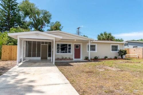 5602 Gateway Dr, Tampa FL  33615-4123 exterior