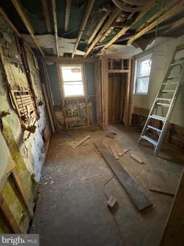 3425 Allegheny Ave, Philadelphia PA 19132-1021 exterior