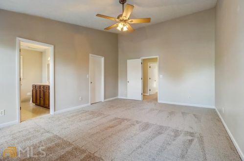 808 Stonemill Mnr, Lithonia GA 30058-8230 exterior