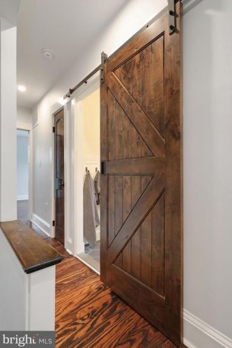 403 Howard St, Riverton NJ 08077-1328 exterior