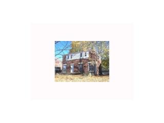 209 Emerson Ave, Indianapolis IN  46219-6911 exterior