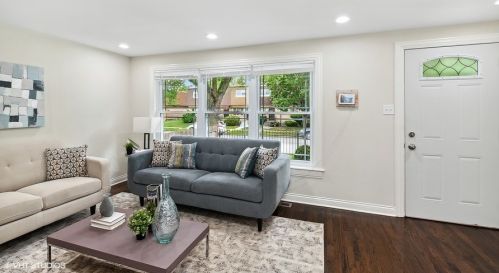 352 91st St, Chicago IL 60619-7427 exterior