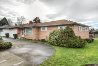 725 Lancaster Dr, Salem OR  97317-5646 exterior