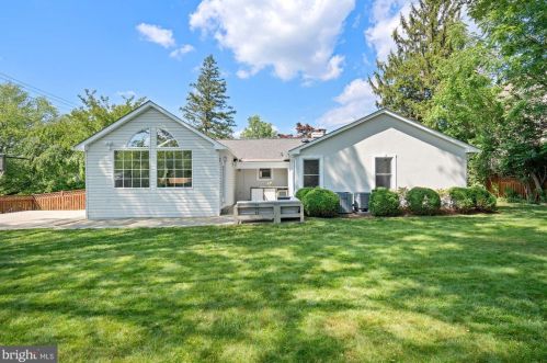 6543 Chesterfield Ave, Mc Lean VA  22101-5231 exterior