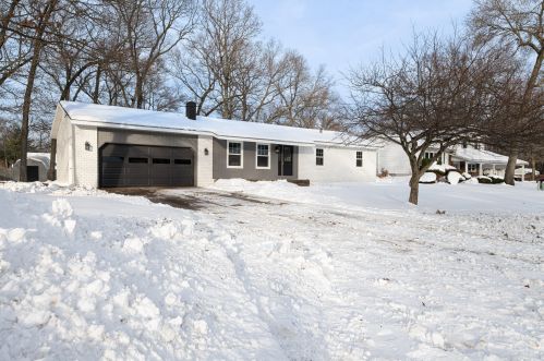 1748 Prince Ln, Meskegon MI  49445-1742 exterior