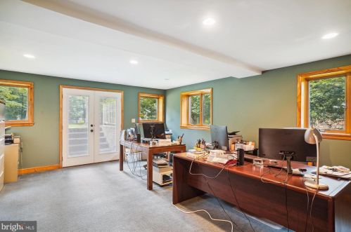 13110 Cleveland Dr, Rockville MD 20850-3723 exterior