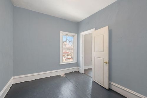 155 National Ave, Grand Rapids MI 49504-6306 exterior