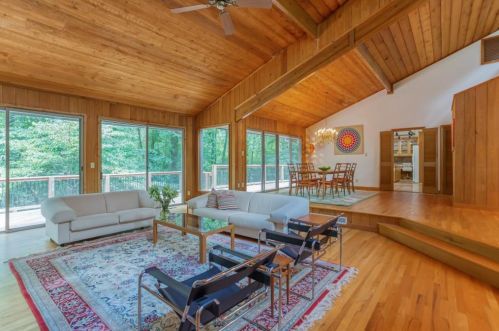 285 Heards Ferry Rd, Atlanta, GA 30328-4753