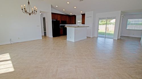 673 Haas Ave, Fort Pierce FL  34953-6418 exterior