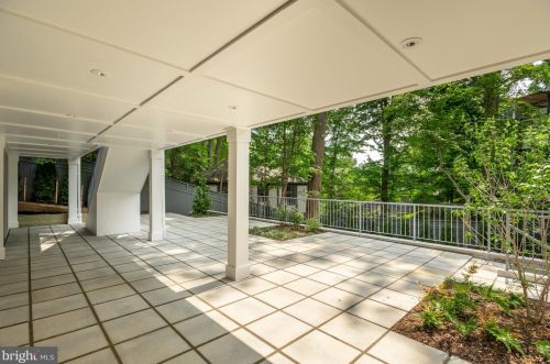 2838 Chesterfield Pl, Washington DC  20008-1015 exterior