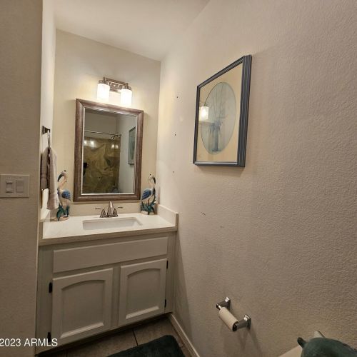 1003 Annette Dr, Phoenix AZ 85022-1041 exterior