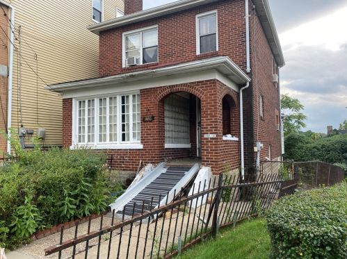 730 Adelaide St, Pittsburgh, PA 15219-5021