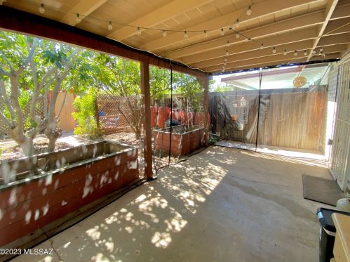 6126 14 St, Tucson AZ 85711-4215 exterior