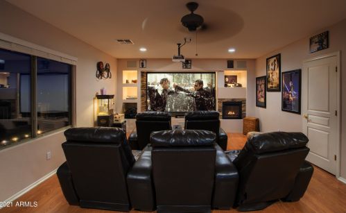 33907 23 Dr, Phoenix AZ 85027-4137 exterior