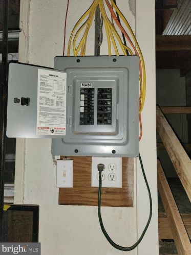 1152 15th St, Philadelphia PA  19146-3141 exterior