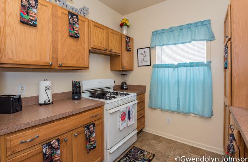 930 Sheldon Ave, Grand Rapids MI 49507-1166 exterior