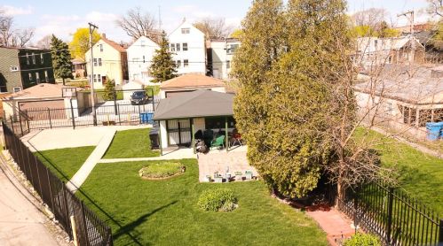 2252 Keeler Ave, Chicago IL 60652-1233 exterior