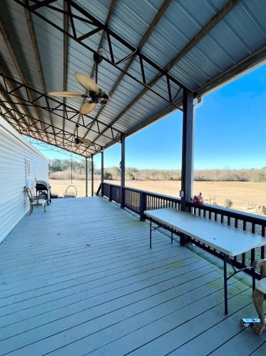 1069 Railroad Ave, Defuniak Springs FL  32433 exterior