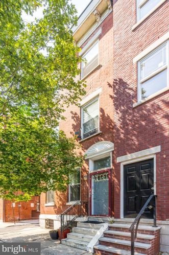 1331 Dickinson St, Philadelphia PA 19147-6211 exterior