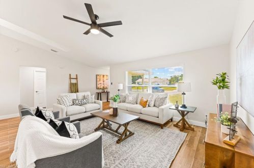 5301 21 Pl, Naples FL 34116-6863 exterior