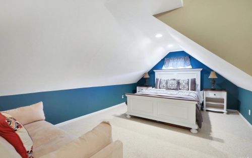 94 Caramel Rd, Commack NY 11725-1000 exterior