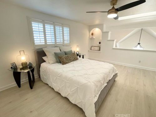 320 Rossmore Dr, Oxnard CA  93035-4465 exterior