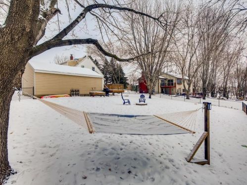 1210 Beam Ave, Saint Paul MN 55109-1054 exterior