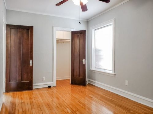 8516 Bennett Ave, Chicago IL 60649-4007 exterior