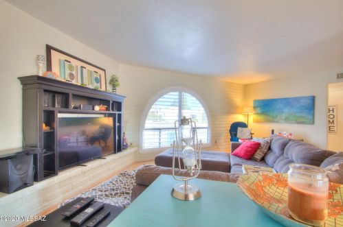 320 Paseo Chuparosas, Green Valley AZ 85614-3303 exterior