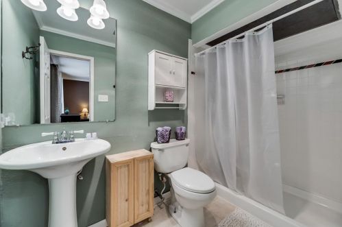 5212 Slay Dr, Frisco TX 75056-1803 exterior