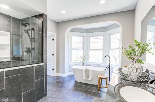 30 Race Ave, Lancaster PA 17603-3149 exterior