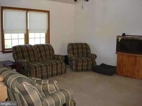 745 Kindig Rd, Littlestown PA 17340-9169 exterior