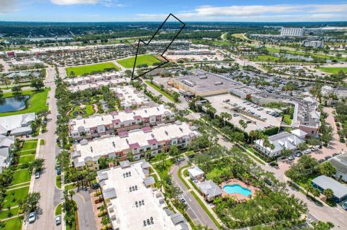 10320 Stephanie Way, Fort Pierce FL  34987-1965 exterior