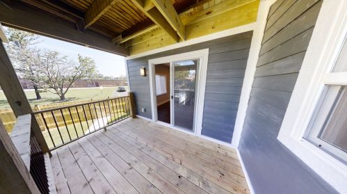 596 Euclid Ave, Elmhurst IL  60126-4336 exterior