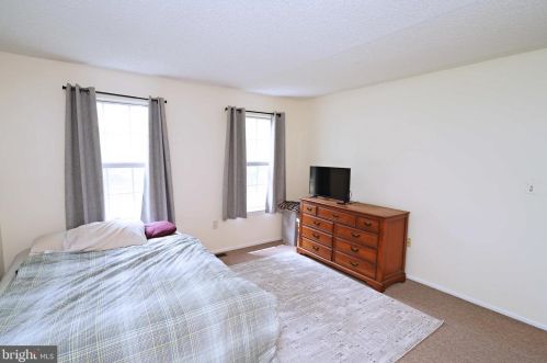 46 Lehavre Ct, Trenton NJ  08619-4723 exterior